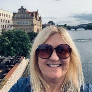 Meet your Posher, Jan